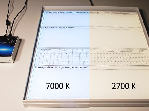 Hinterleuchtung von Prüflingen mit Warmweiß - Kaltweiß, Einstellbar